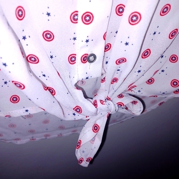 Red , White and Blue Sleeveless Blouse W Sz Medium - Picture 6 of 8